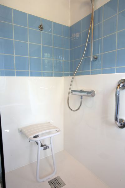 Elderly Shower Installation in Federal Way